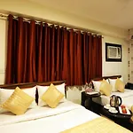 Hotel Emerald Park At Airport