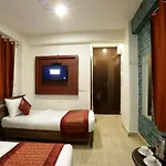 Hotel Emerald Park At Airport