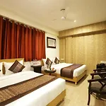 Hotel Emerald Park At Airport